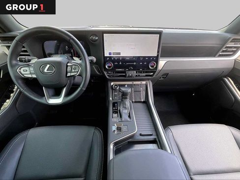 Certified 2025 Lexus GX 550 AWD/4WD image 13