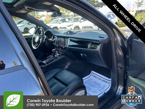 Used 2023 Porsche Macan Turbo AWD/4WD image 11
