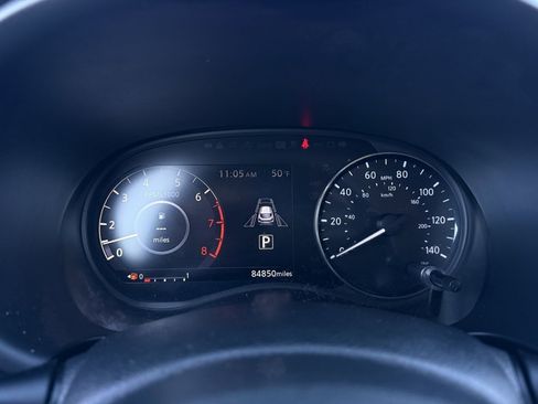 Used 2021 Nissan Kicks SR w/ SR Premium Package image 15