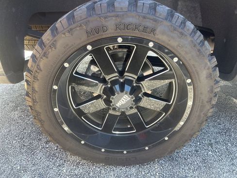 Used 2024 Chevrolet Silverado 1500 LTZ RWD image 44