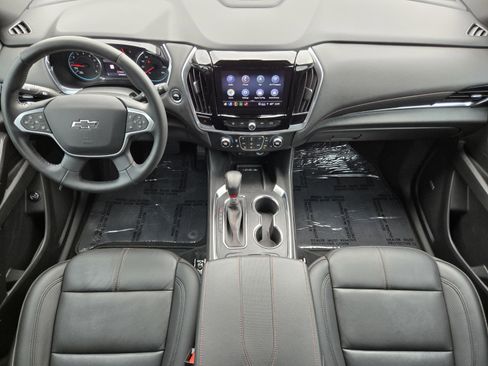 Used 2022 Chevrolet Traverse RS FWD image 25
