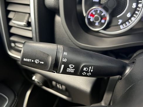 Used 2022 RAM 1500 Laramie w/ Off Road Group image 39