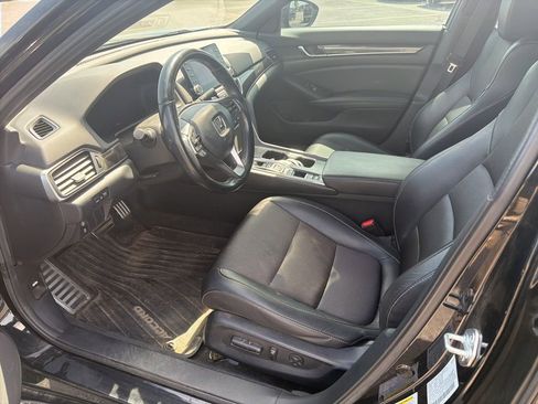 Used 2021 Honda Accord Sport image 3