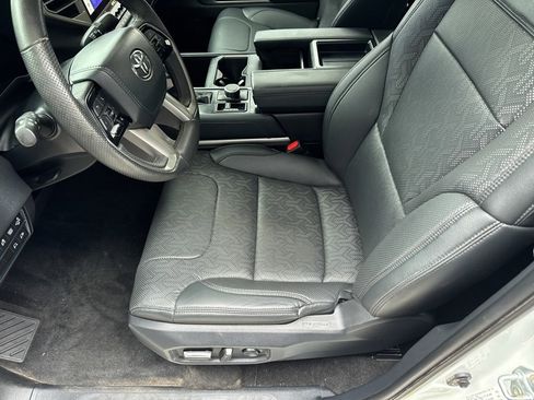 Used 2024 Toyota Tundra Limited image 14