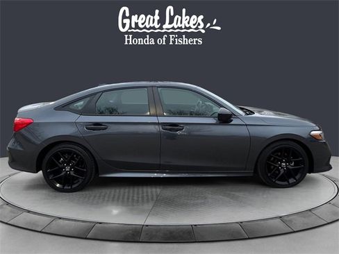 Used 2023 Honda Civic Sport image 6