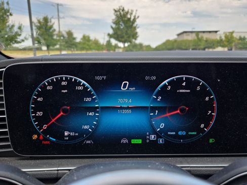 Used 2020 Mercedes-Benz GLS 450 4MATIC image 32