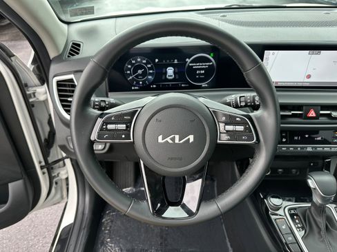 Used 2024 Kia Seltos EX AWD/4WD image 34