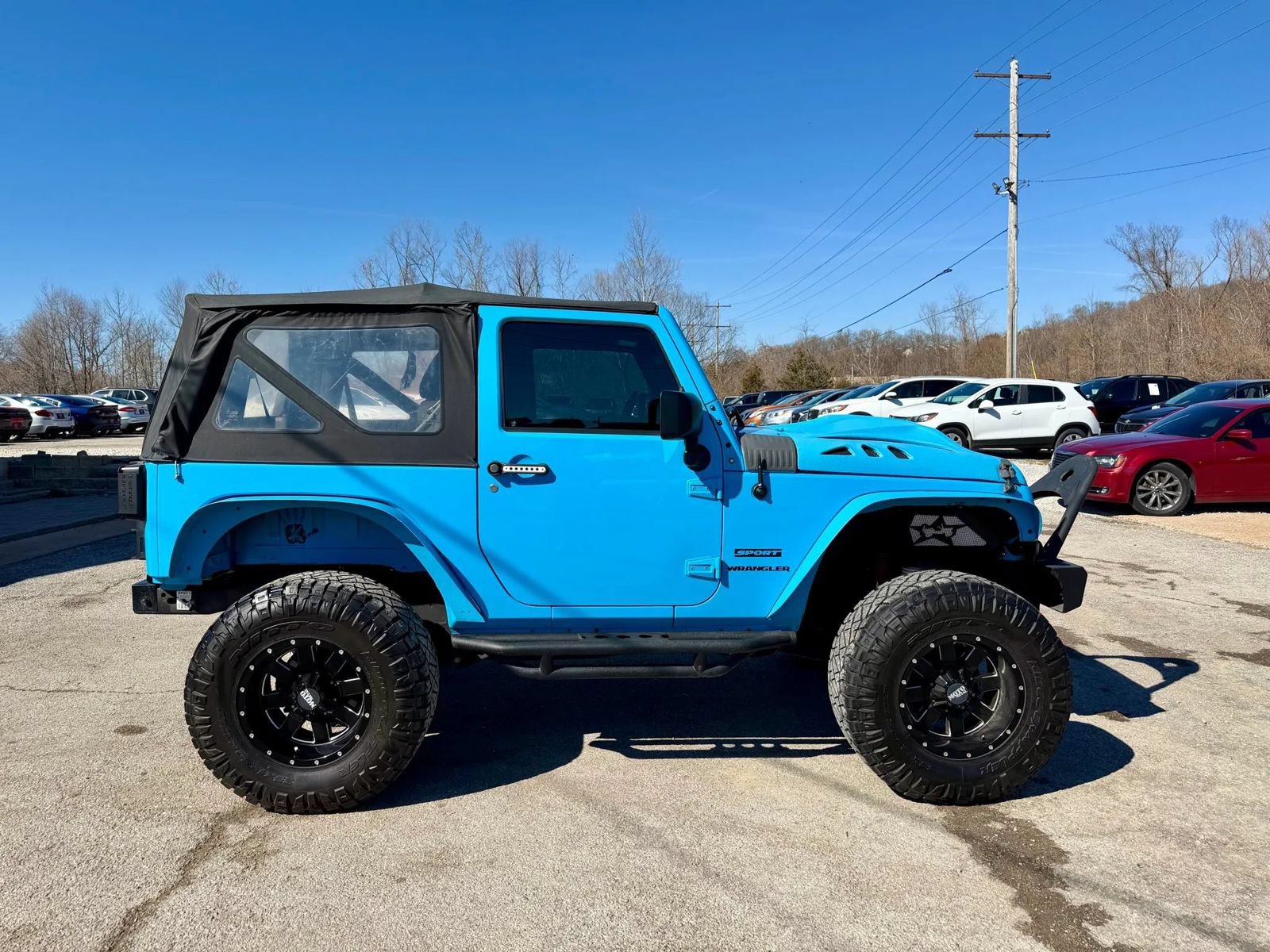 Used 2017 Jeep Wrangler Sport w/ Quick Order Package 24S AWD/4WD image 4