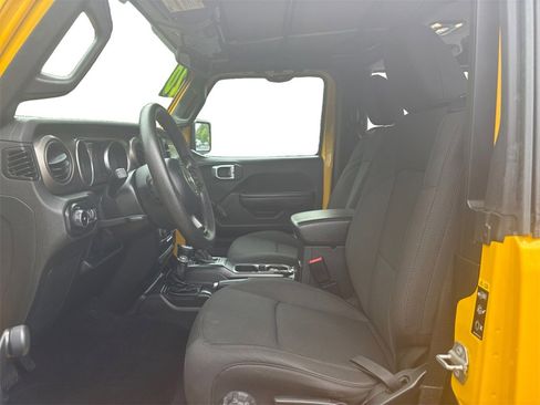 Certified 2020 Jeep Wrangler Sport image 9