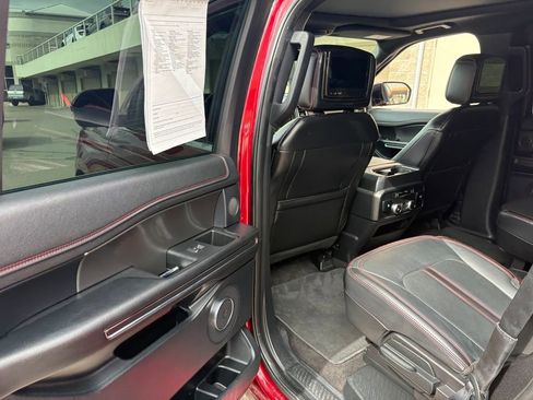 Used 2019 Ford Expedition Limited w/ Equipment Group 303A AWD/4WD image 25
