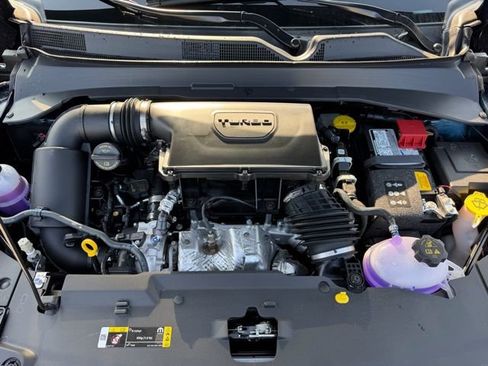 New 2026 Jeep Compass Latitude image 10