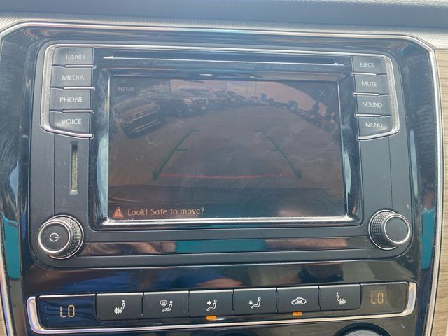 Used 2017 Volkswagen Passat 1.8T SE FWD image 25