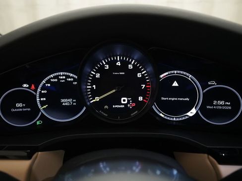 Certified 2021 Porsche Cayenne E-Hybrid AWD/4WD image 21