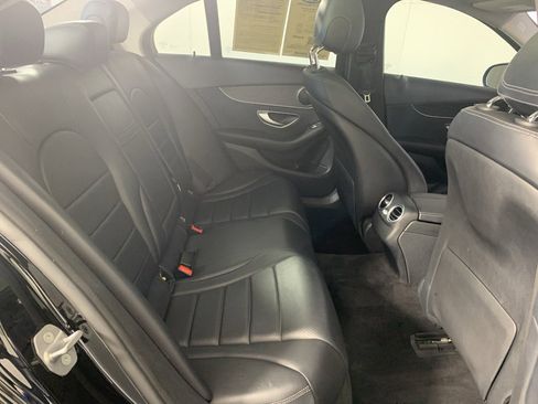 Used 2017 Mercedes-Benz C 300 Sedan image 39