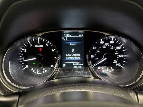 Used 2015 Nissan Rogue SL w/ SL Premium Package image 16