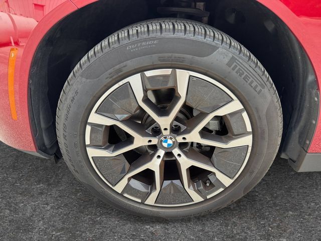 Used 2025 BMW X3 xDrive30i w/ Premium Package AWD/4WD image 9