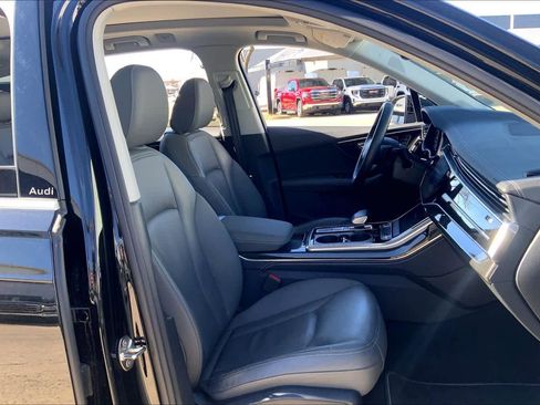 Used 2025 Audi Q7 3.0T Premium Plus image 9