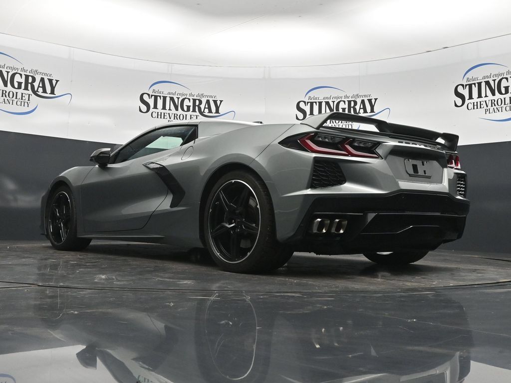 Used 2022 Chevrolet Corvette Stingray Premium Conv w/ Z51 Performance Package RWD image 30