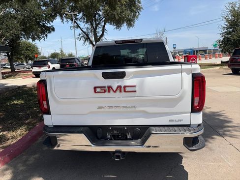 Used 2025 GMC Sierra 1500 SLT AWD/4WD image 10