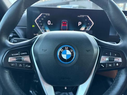 Used 2023 BMW i4 eDrive35 w/ Premium Package image 30