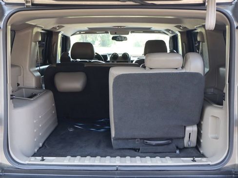 Used 2003 HUMMER H2 w/ Preferred Equipment Group AWD/4WD image 14