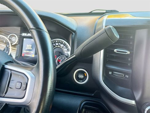 Used 2024 RAM 3500 Big Horn image 16