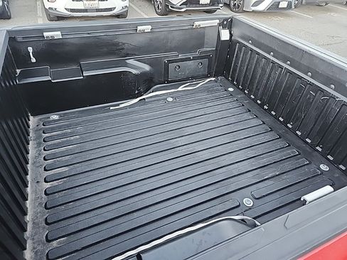 Used 2019 Toyota Tacoma 2WD Double Cab image 12