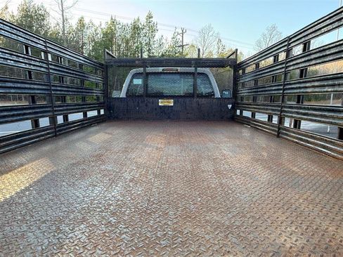 Used 2009 Ford F550 XL/XLT image 15