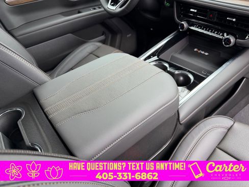 New 2026 Chevrolet Suburban High Country w/ Sun And Tow Package image 28