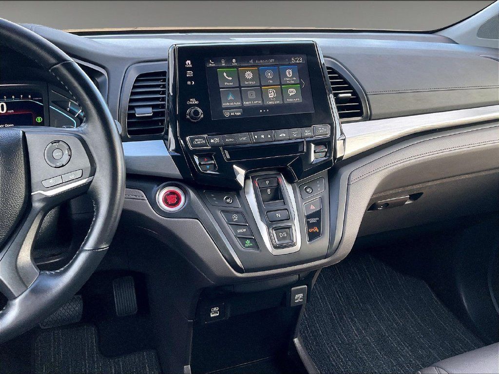 Used 2024 Honda Odyssey EX-L image 18