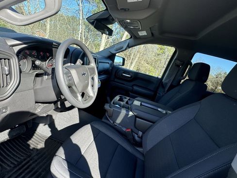 New 2026 Chevrolet Silverado 1500 Custom Trail Boss image 17