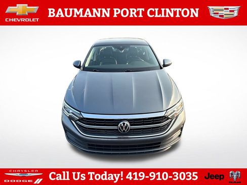 Used 2022 Volkswagen Jetta SE FWD image 8