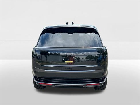 New 2025 Land Rover Range Rover SE image 3