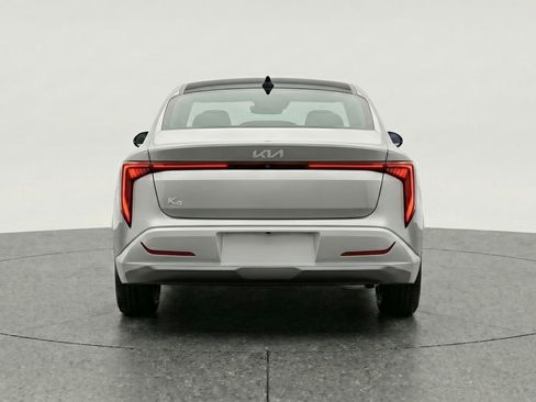 Used 2025 Kia K4 LXS FWD image 7