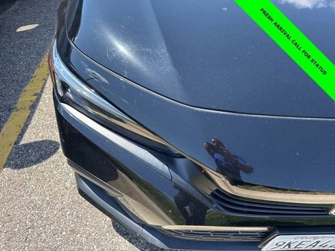 Used 2024 Honda Civic Sport image 3