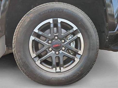 Certified 2025 Toyota Tacoma TRD Sport w/ TRD Sport Upgrade Package AWD/4WD image 30