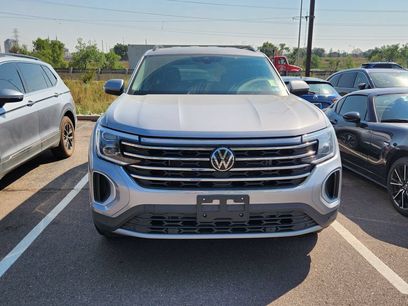 Used 2025 Volkswagen Atlas SE