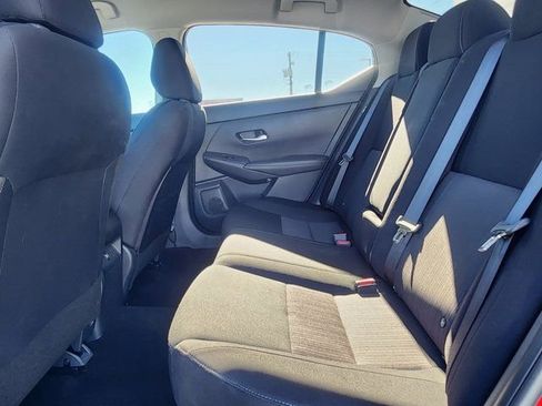 Used 2022 Nissan Sentra SV w/ Trunk Package image 12