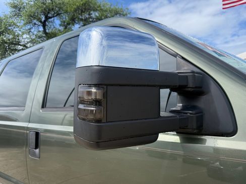 Used 2005 Ford Excursion Eddie Bauer image 10