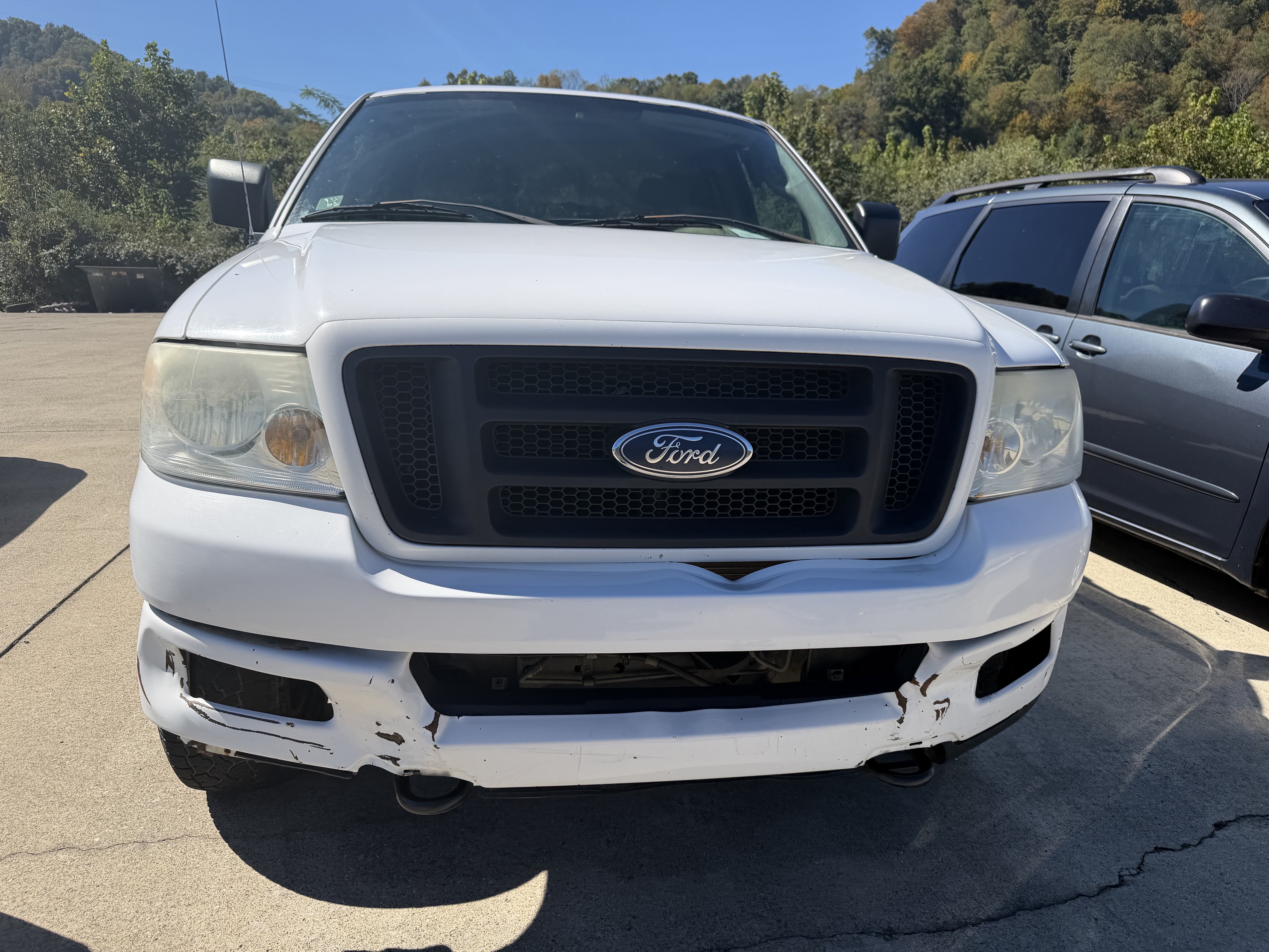 Used 2005 Ford F150 XL AWD/4WD image 2