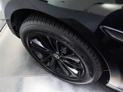 New 2025 Jaguar F-PACE R-Dynamic S AWD/4WD image 13