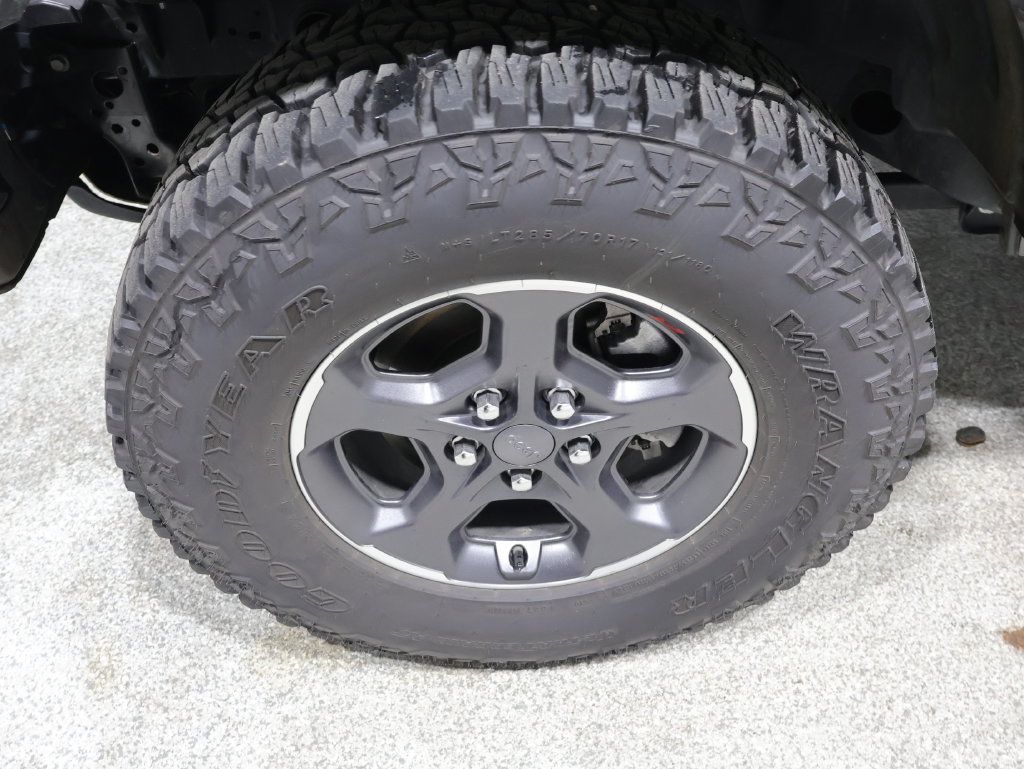 Used 2022 Jeep Gladiator Rubicon w/ LED Lighting Group AWD/4WD image 9
