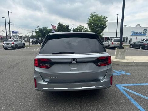 Used 2026 Honda Odyssey EX-L image 7