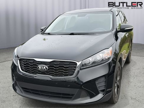 Used 2020 Kia Sorento L FWD image 3