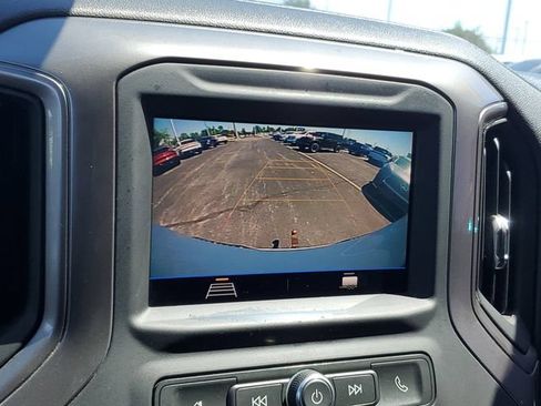 Used 2020 Chevrolet Silverado 1500 Custom w/ Custom Value Package AWD/4WD image 27