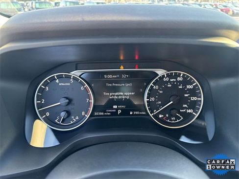 Used 2023 Nissan Rogue SV image 16