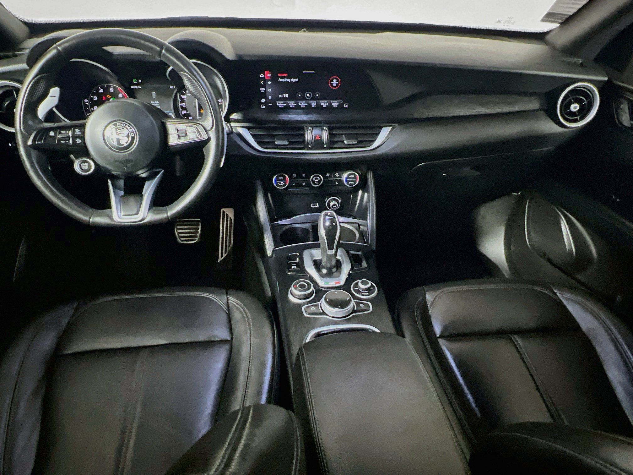 Used 2023 Alfa Romeo Stelvio Sprint RWD image 29