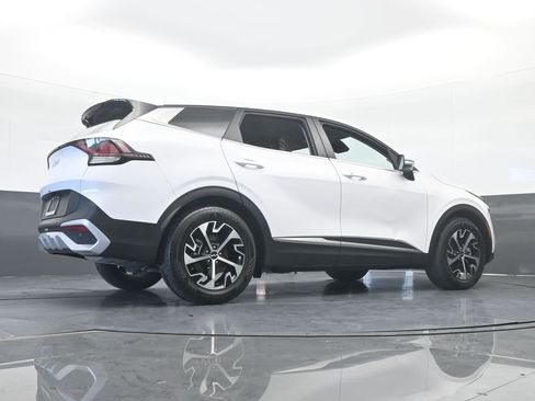 Used 2025 Kia Sportage EX image 63