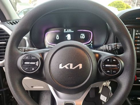 Certified 2023 Kia Soul LX w/ Option Group 015 image 19