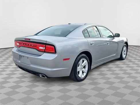Used 2014 Dodge Charger SXT image 5